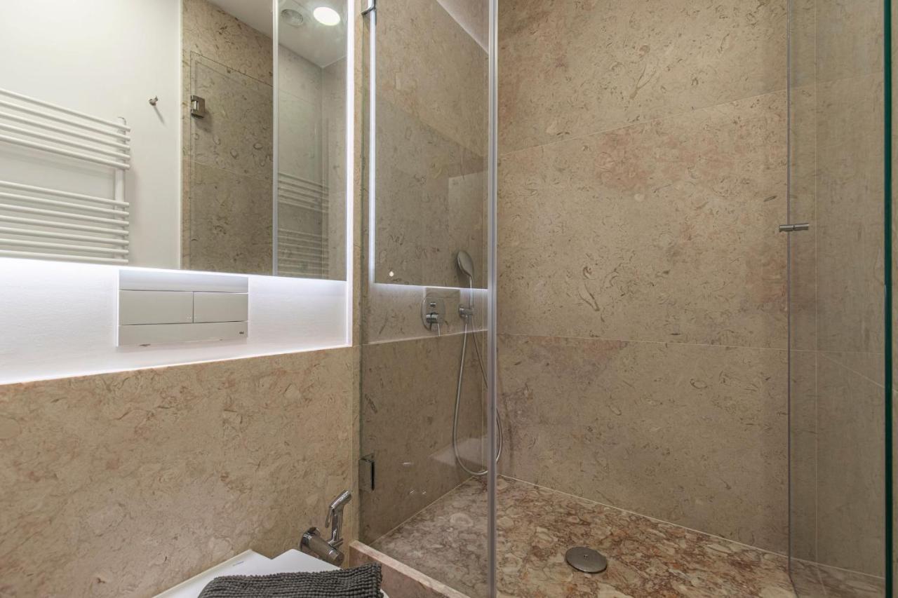 Upscale & Trendy Flat In The Center Appartement Lissabon Buitenkant foto