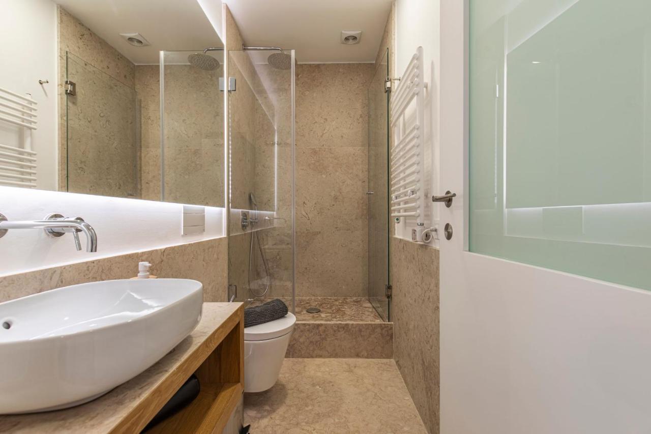 Upscale & Trendy Flat In The Center Appartement Lissabon Buitenkant foto