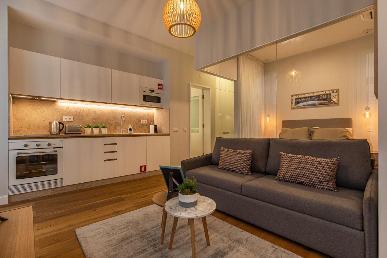 Upscale & Trendy Flat In The Center Appartement Lissabon Buitenkant foto