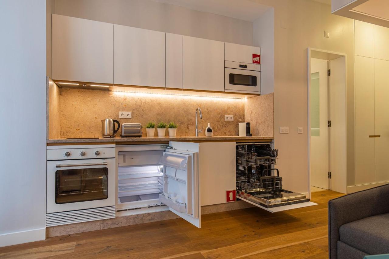Upscale & Trendy Flat In The Center Appartement Lissabon Buitenkant foto